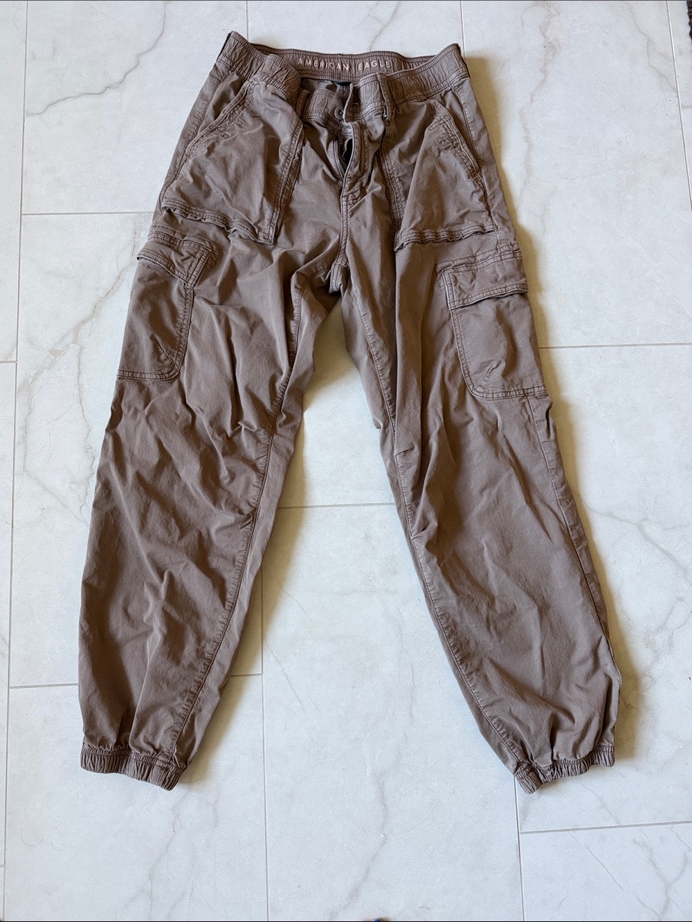 Womenβs American Eagle Baggy Cargo Joggers